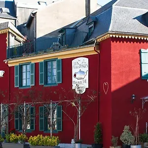 https://les-petites-vosges.midi-pyreneeshotels.com